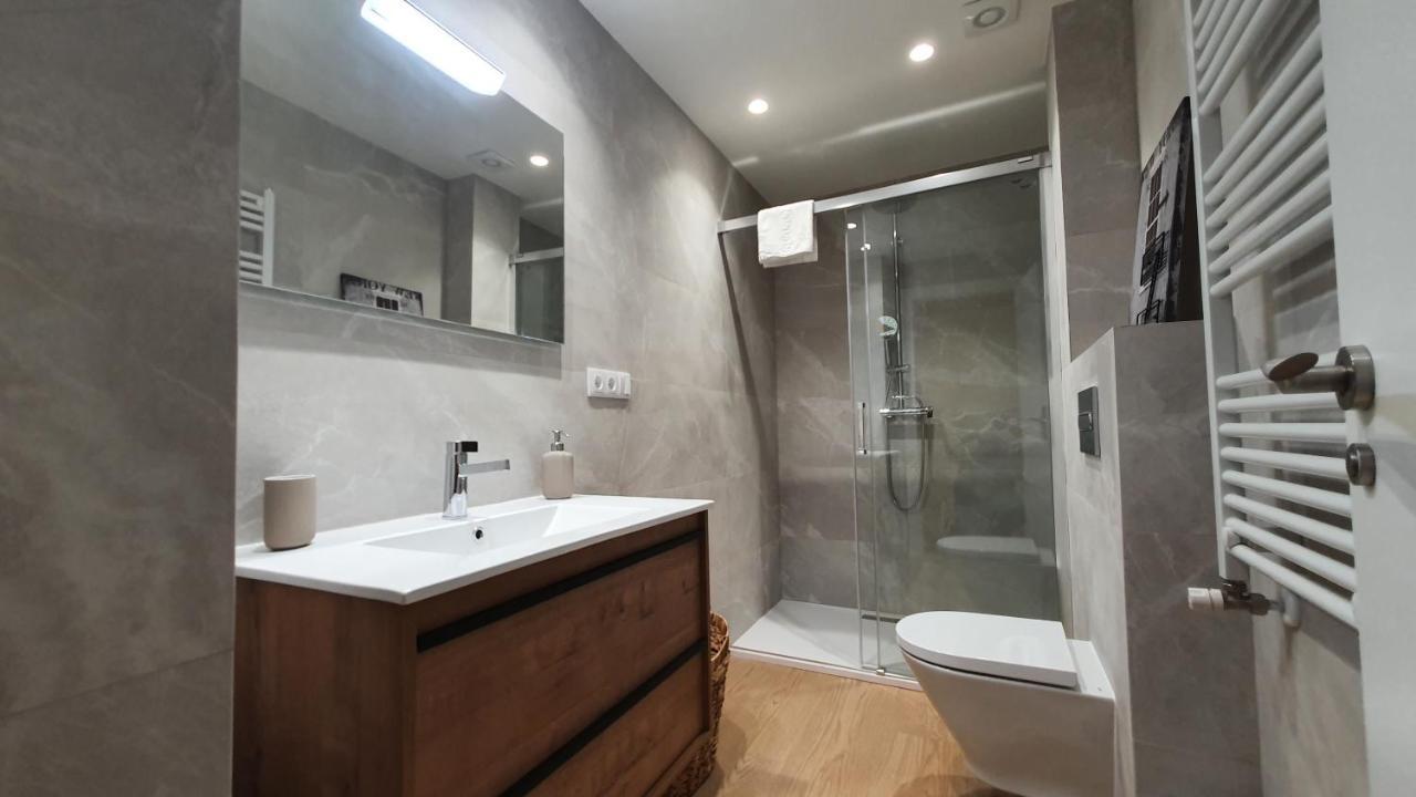 Auditorio Vicele - 2 Hab Y Sofa-Cama - Wifi - Vut-3692-As Oviédo Exterior foto