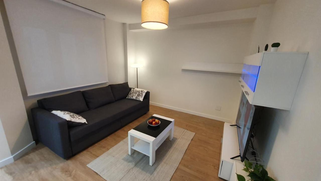 Auditorio Vicele - 2 Hab Y Sofa-Cama - Wifi - Vut-3692-As Oviédo Exterior foto